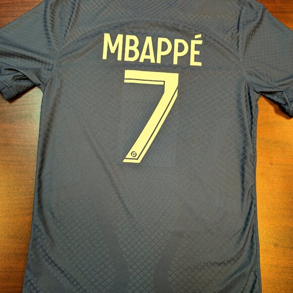 NIKE Dri-Fit ADV Paris Saint-Germain 2022-23 Mbappe Home Soccer Jersey Size Sm - Picture 6 of 9